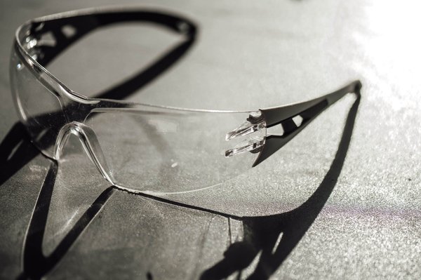 Comment choisir un système de contrôle parental pour une voiture de jeune conducteur ?